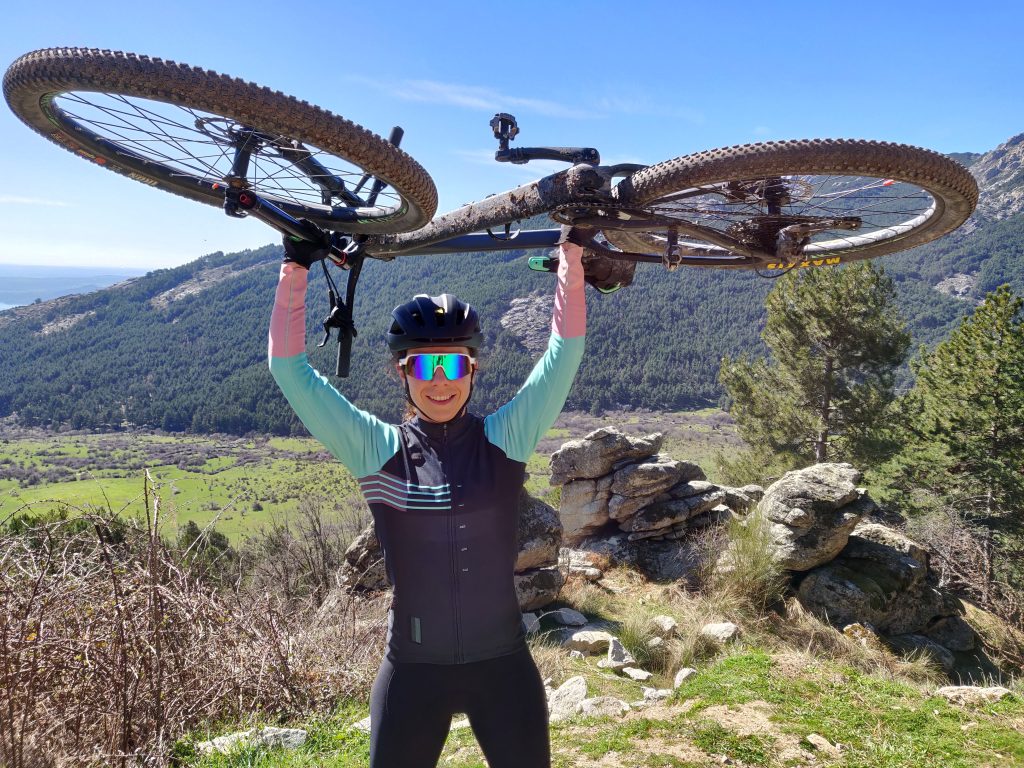 Chus Naharro disfrutando de sus escapadas en bici